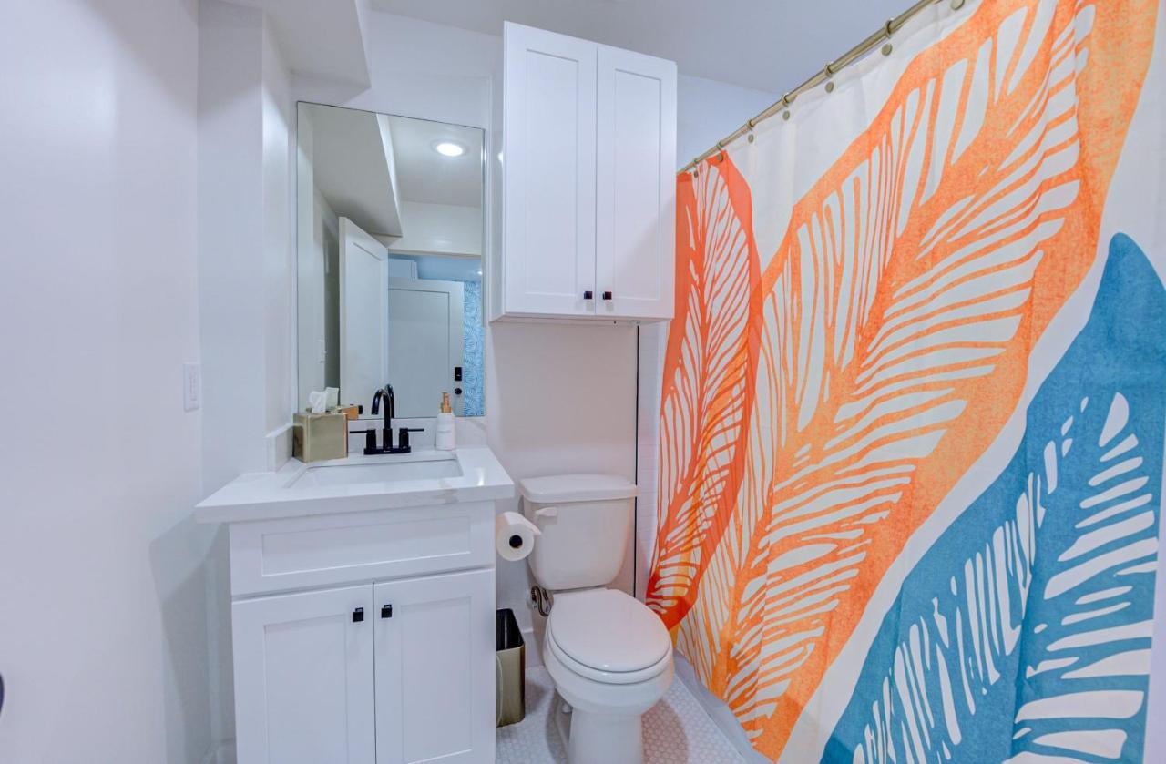 Midnight Tropics Studio Apartment Galveston Extérieur photo