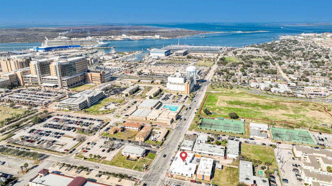 Midnight Tropics Studio Apartment Galveston Extérieur photo